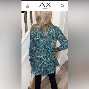Green printed zipper long sleeve AX paris dress, new,size 4, no damages